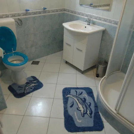 Casa de hóspedes Ana 3*