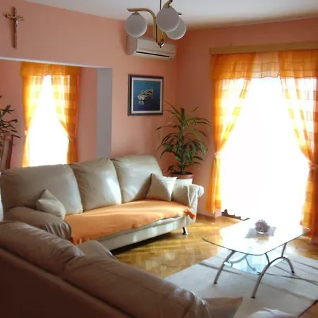 Casa de hóspedes Ana